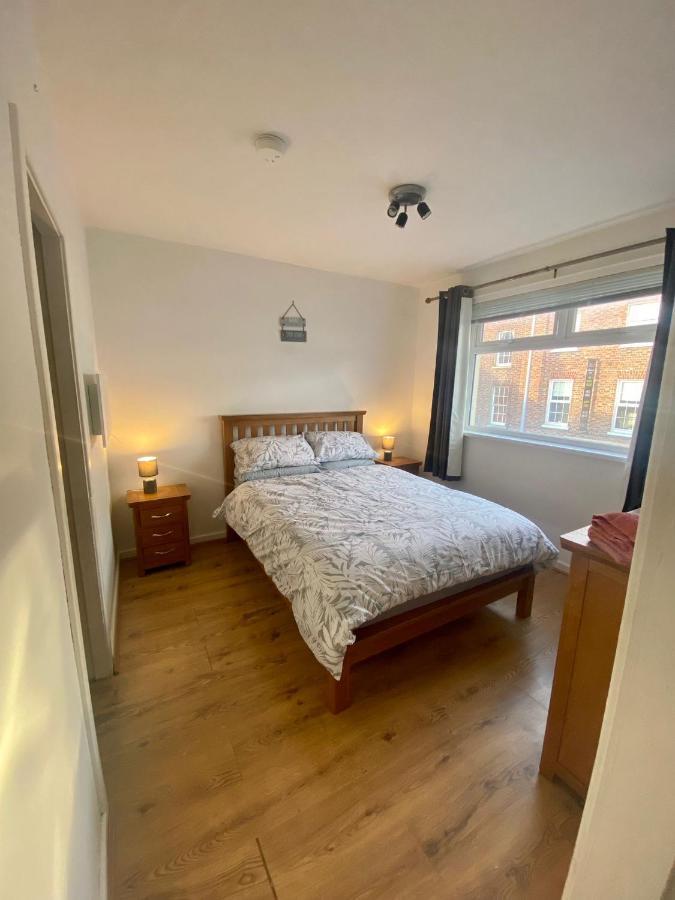 Central Lisburn Duplex Apartment Siren Stays Zewnętrze zdjęcie